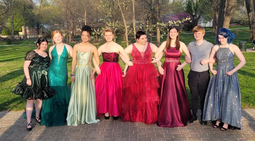 2022-04-22 Prom Group.jpg
